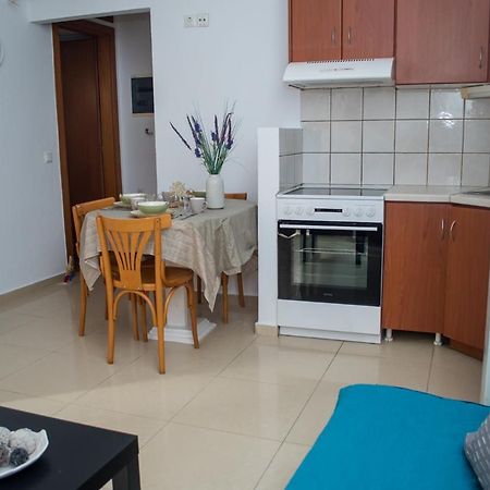 Sun By The Sea 2 Apartman Ajía Pelajía Kültér fotó