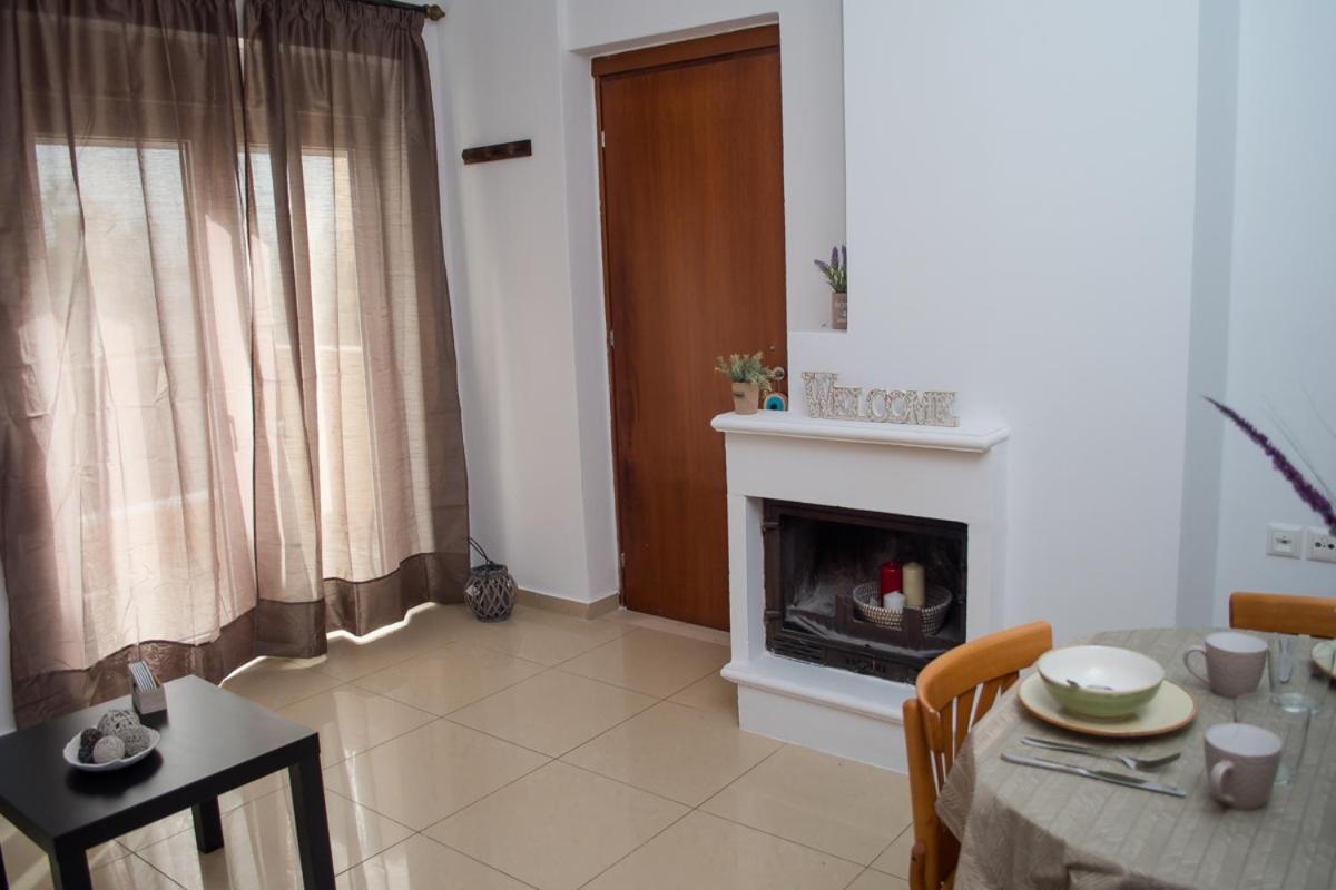 Sun By The Sea 2 Apartman Ajía Pelajía Kültér fotó